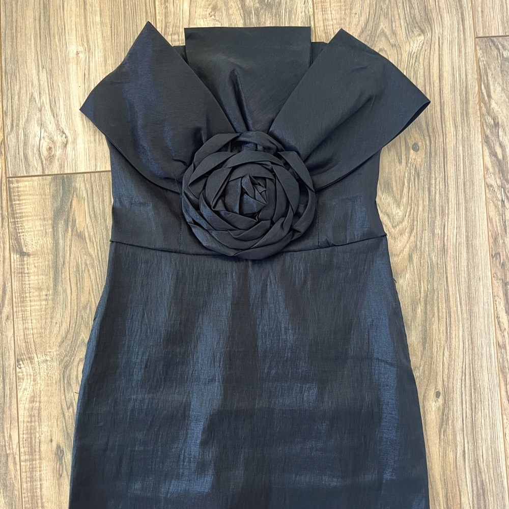 black mini dress